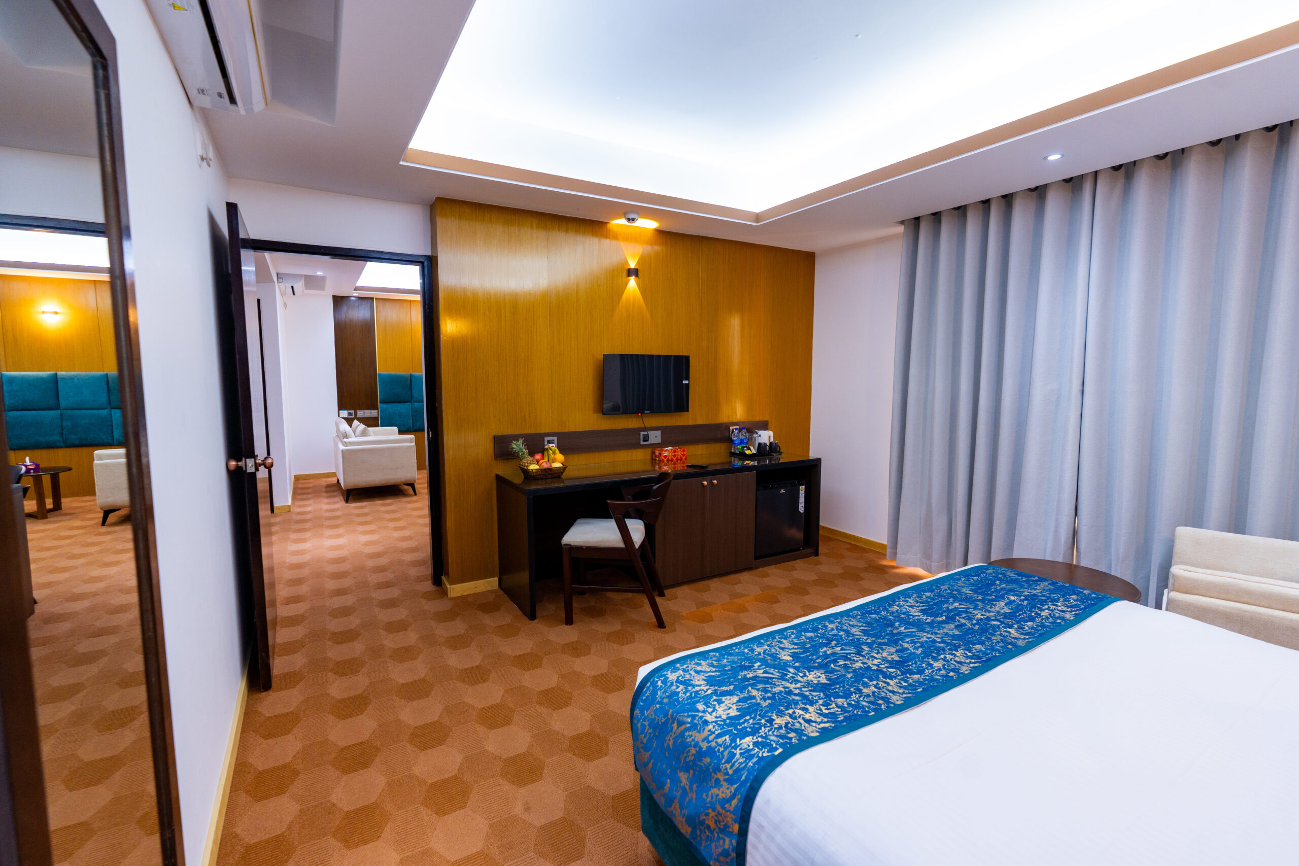 Crystal Premium Suit